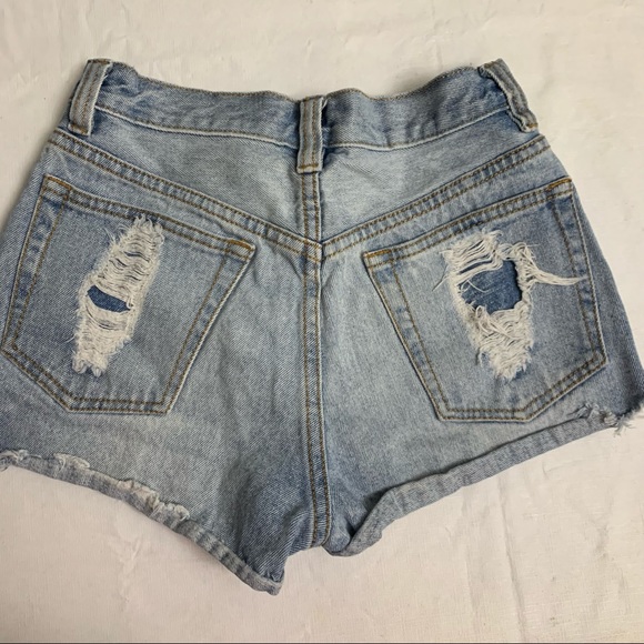 Minkpink button fly high rise jean shorts XS - Picture 5 of 7